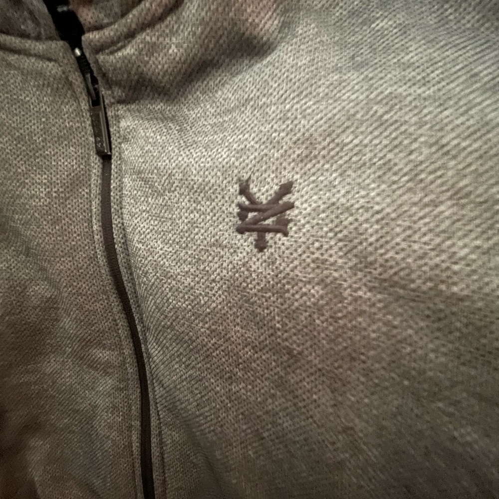 Boys XL (18-20) Zoo York jacket. Gray with black polyester lining